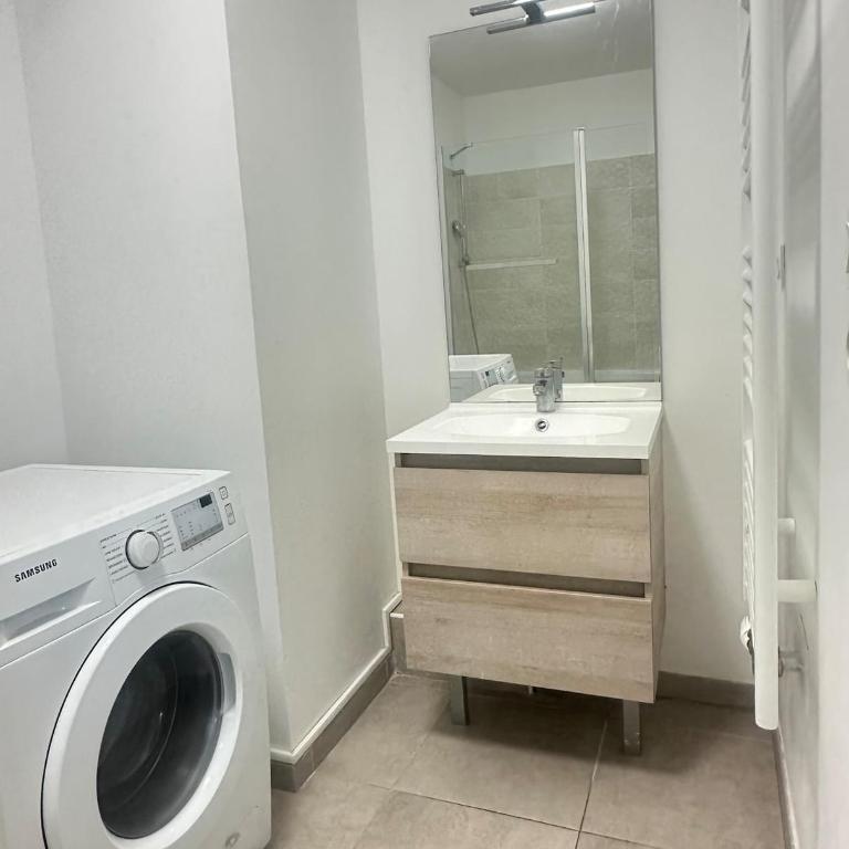 Spacious & bright apartment Joliette district - Apartment mit 1 Schlafzimmer - 15