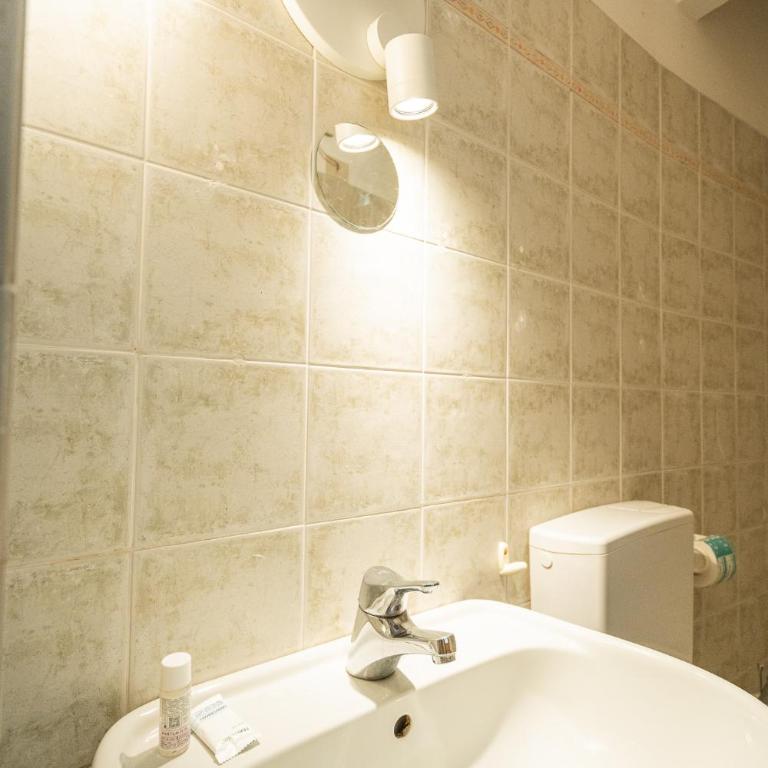 Cozy Apartment With A Strategic Position - Appartamento con 2 Camere da Letto - 28