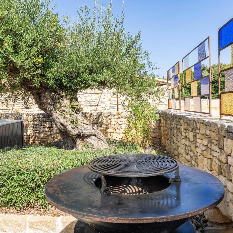 Secret d'Uzès - Le Duché - Piscine chauffée et Jacuzzi - Appartement Supérieur 2 Chambres - 13