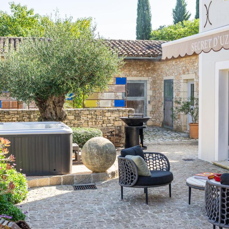 Secret d'Uzès - Le Duché - Piscine chauffée et Jacuzzi - Appartement Supérieur 2 Chambres - 9