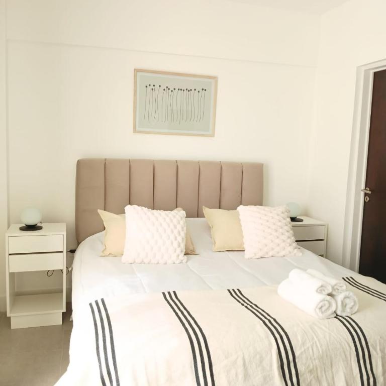 Confort y vistas únicas, a 15min del aeropuerto de Ezeiza - Apartamento Deluxe - 3