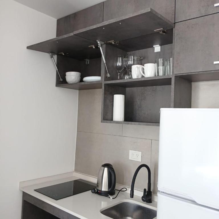 Confort y vistas únicas, a 15min del aeropuerto de Ezeiza - Apartamento Deluxe - 7