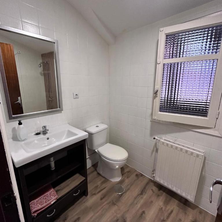 Piso muy amplio en el centro de Toledo de 4 habitaciones - Apartamento - 8
