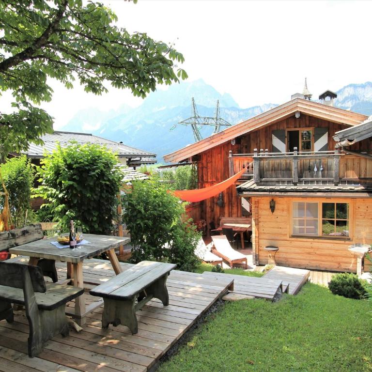 Chalet in St Johann on Ski Slopes - Chalet mit 2 Schlafzimmern - 1