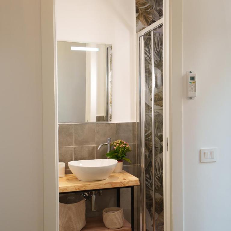 Castle Suite Borgo - Camera Singola con Bagno Privato - 10