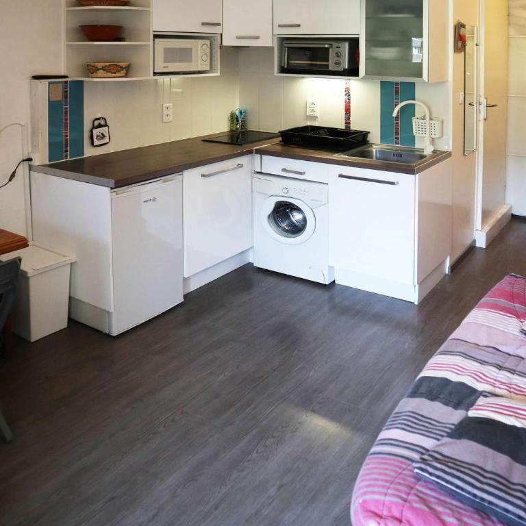 Studio rénové skis aux pieds, balcon, animaux admis - FR-1-322-28 - Apartment (2 Erwachsene) - 4