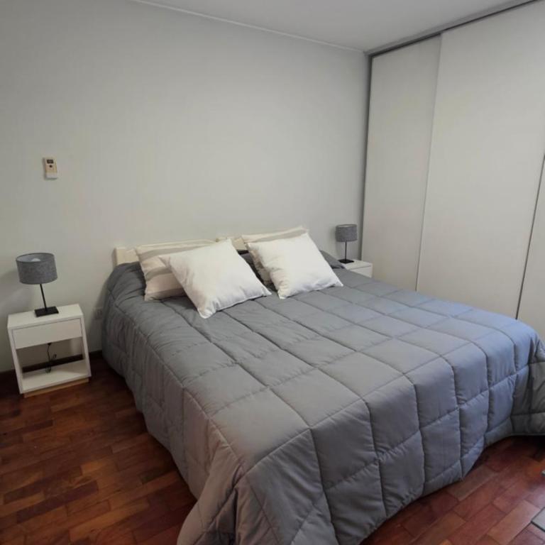 Departamento -Torre Duomo 2- para 4 personas , a 50mts de la Terminal de Ómnibus de lado del Barrio Nueva Cordoba, By Apartcba - Apartamento de 2 dormitorios - 10
