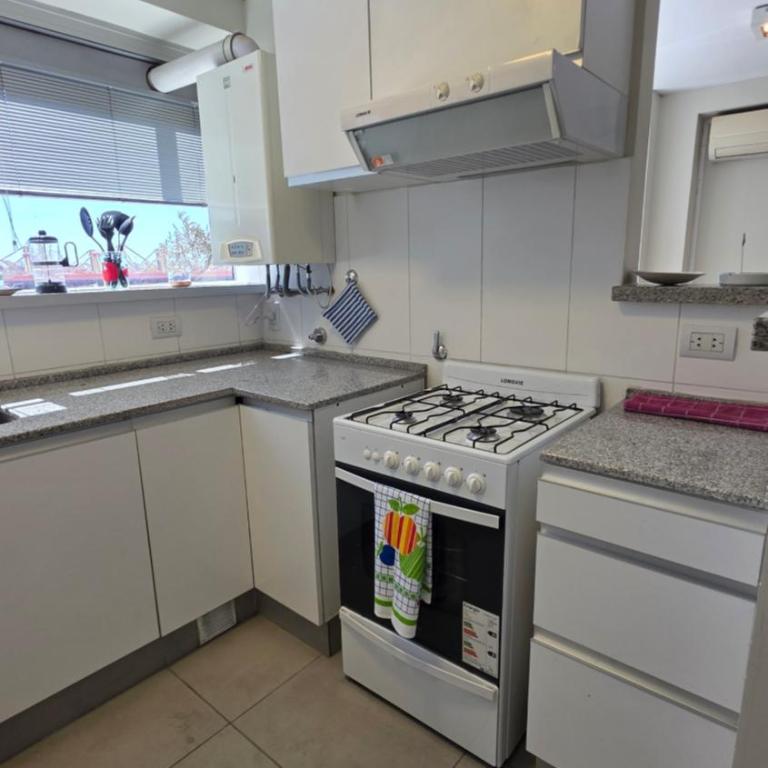 Departamento -Torre Duomo 2- para 4 personas , a 50mts de la Terminal de Ómnibus de lado del Barrio Nueva Cordoba, By Apartcba - Apartamento de 2 dormitorios - 13