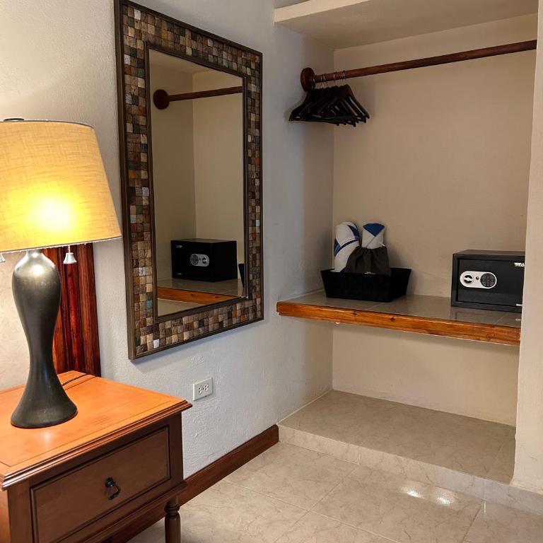 The Diving Lodge Downtown - Superior Suite - 11