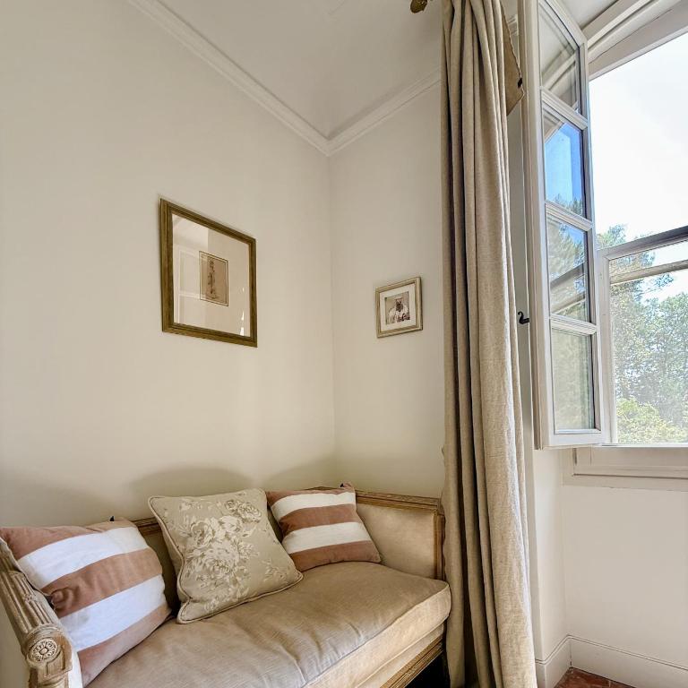 Château Saint Perret - Chambre Lit King-Size Supérieure - 8