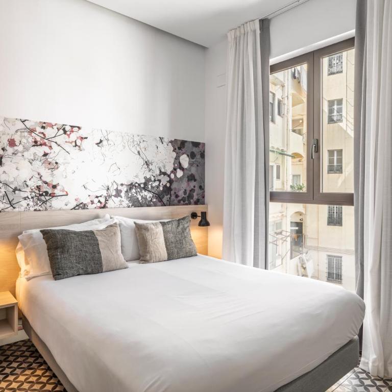 Aspasios Poble Nou Apartments - Three-Bedroom Apartment - 6