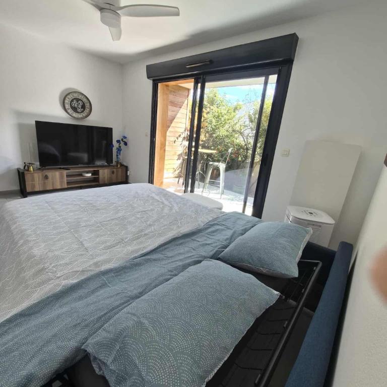 Confortable appartement rez de jardin- terrasse - parking - Apartamento de 1 dormitorio - 40