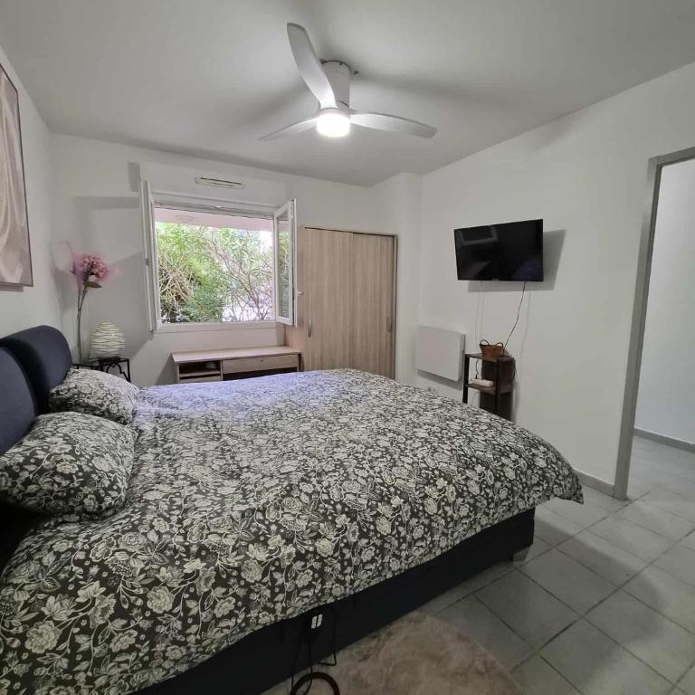 Confortable appartement rez de jardin- terrasse - parking - Apartamento de 1 dormitorio - 50