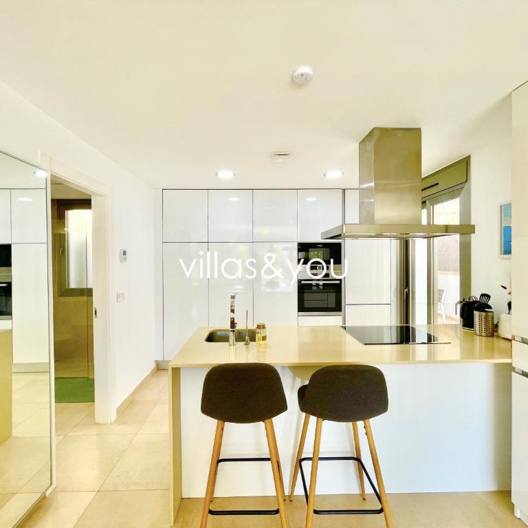 Villa Villamartin Paradise by Villas&You - Villa con piscina privada - 16