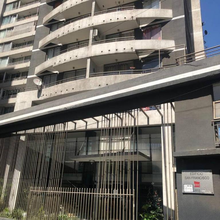 Depto full Santiago metro Sta Lucía - Apartamento de 1 dormitorio - 10