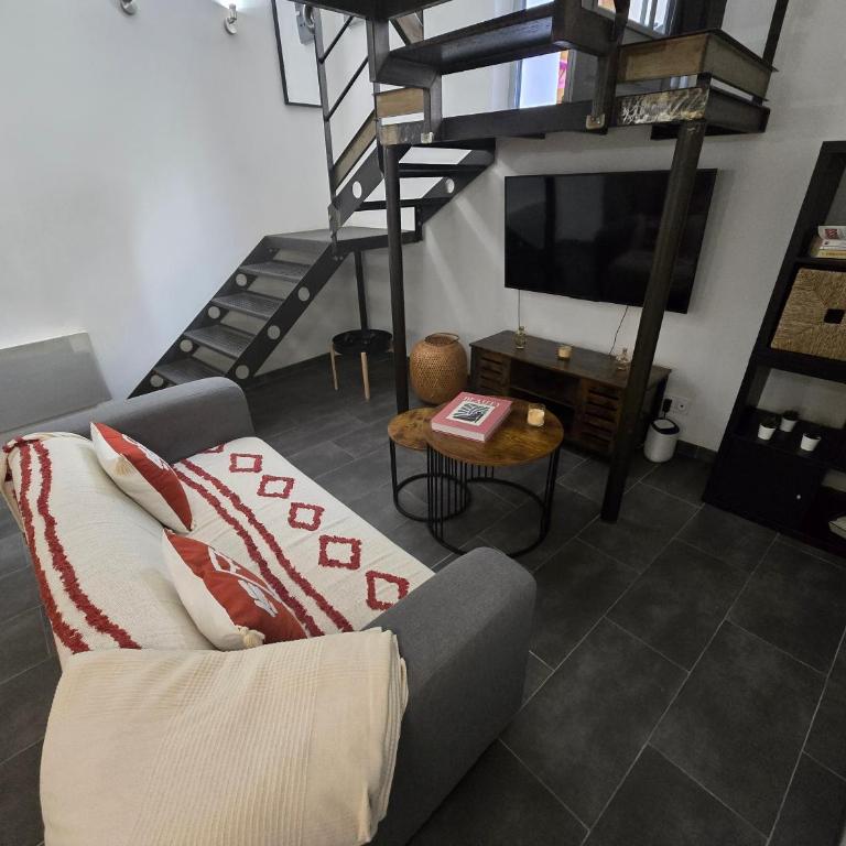 Studio#LesHalles#Centre Historique #Wifi#Clim#Terrasse#Confort & Calme - Apartment mit 1 Schlafzimmer - 8