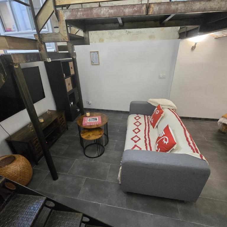 Studio#LesHalles#Centre Historique #Wifi#Clim#Terrasse#Confort & Calme - Apartment mit 1 Schlafzimmer - 7