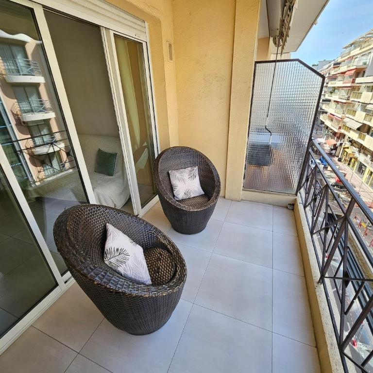 Appartement 2 pièces, emplacement de rêve Martinez - Apartment mit 2 Schlafzimmern - 1