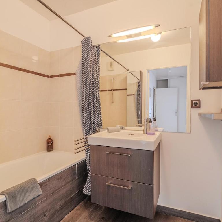 10 min to Disney - Beautiful apartment - 6P - Appartement 2 Chambres - 33