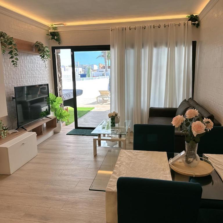 Villa Dani Lanzarote - Three-Bedroom Apartment - 15