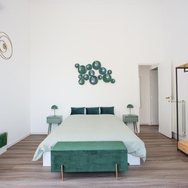 Live Napoli! Top Central Spacious Apartment La Casa Di Marina - Two-Bedroom Apartment - 11