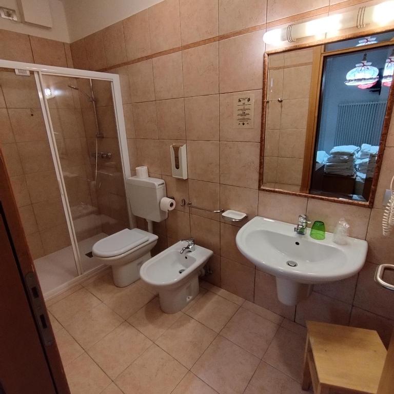 Dolomiti Hotel Cozzio - Camera Familiare (2 Adulti + 2 Bambini) - 4