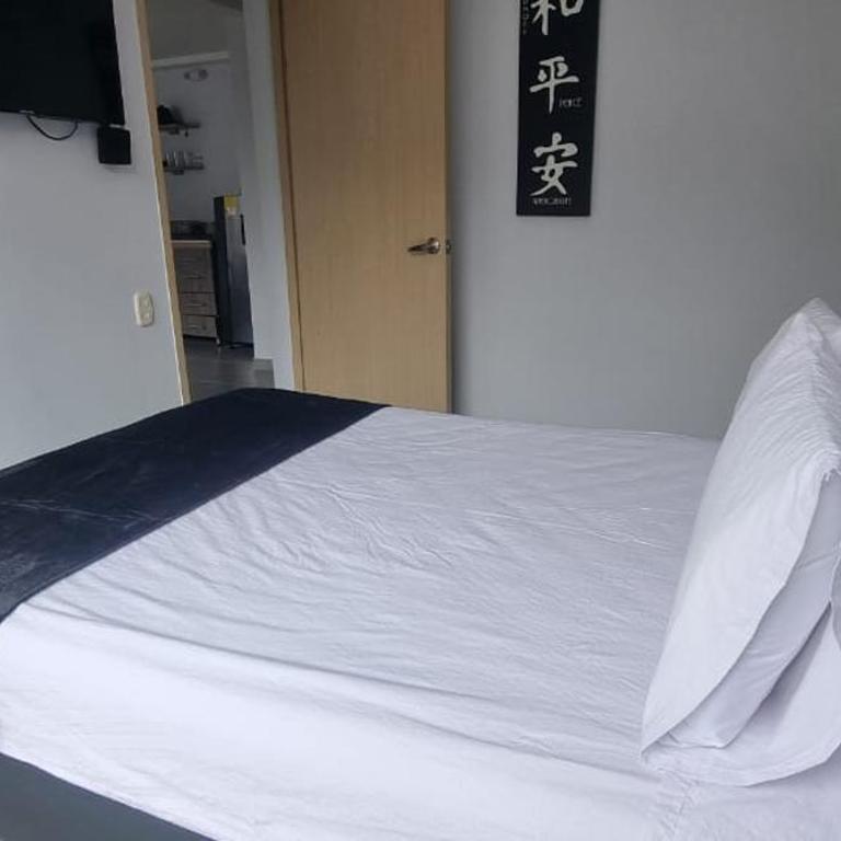 Laureles City Retreat, Cold AC - One-Bedroom Apartment - 4