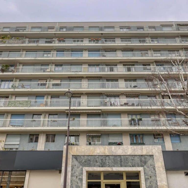 Spacious & Bright 2BR Apartment - Heart of 15th - Appartement 2 Chambres - 16