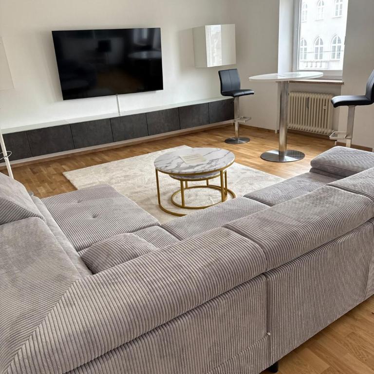 New and luxerious 3 Room Apartment - Apartamento de 3 dormitorios - 1