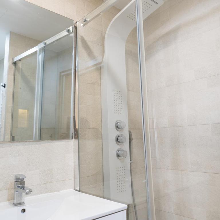 Argüelles Apartments - One-Bedroom Apartment - 16