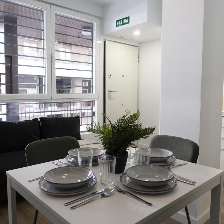 Argüelles Apartments - One-Bedroom Apartment - 12