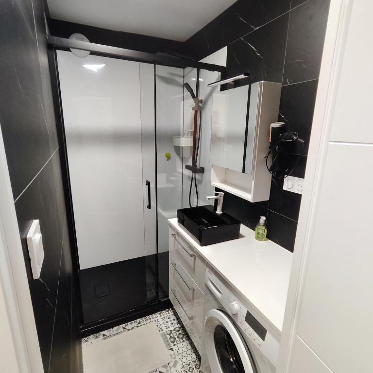 joli T2 150 mètres de la plage - Apartamento de 1 dormitorio - 19