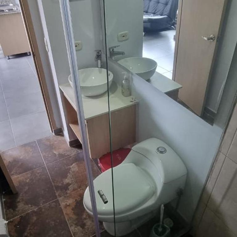 La 70, Laureles Condo, Cold AC - One-Bedroom Apartment - 24