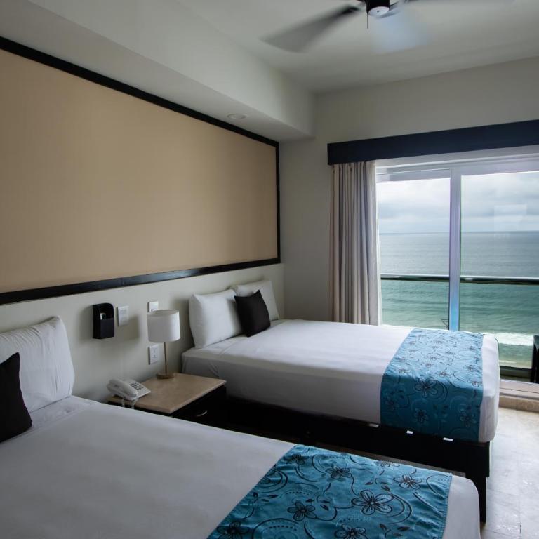 Coral Island Beach View Hotel - Double Room with Ocean View - 5