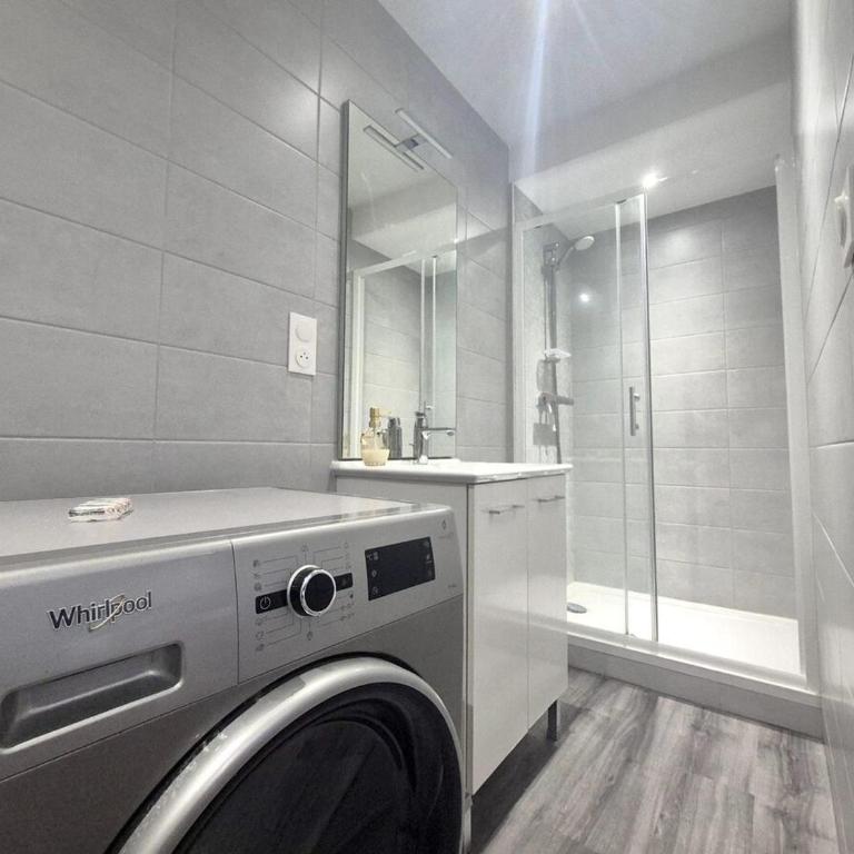Dubaï - Élégant logement rémois - 10P - Apartamento - 6