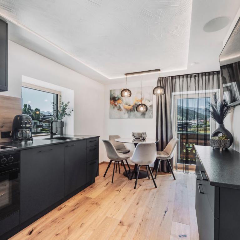 Apart Walser - Apartment mit 2 Schlafzimmern und Bergblick - 1