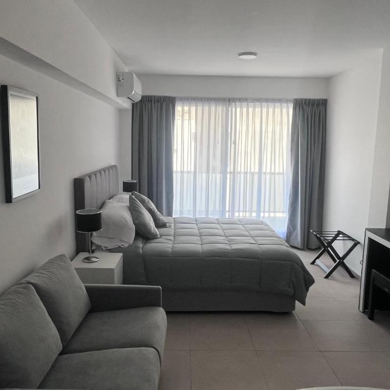 Spot Studios 703 - One-Bedroom Apartment - 2
