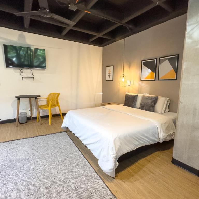 Apartamentos en el Poblado Medellín - Be Together by Roots Rentals TOG APTOS - Apartment - 10
