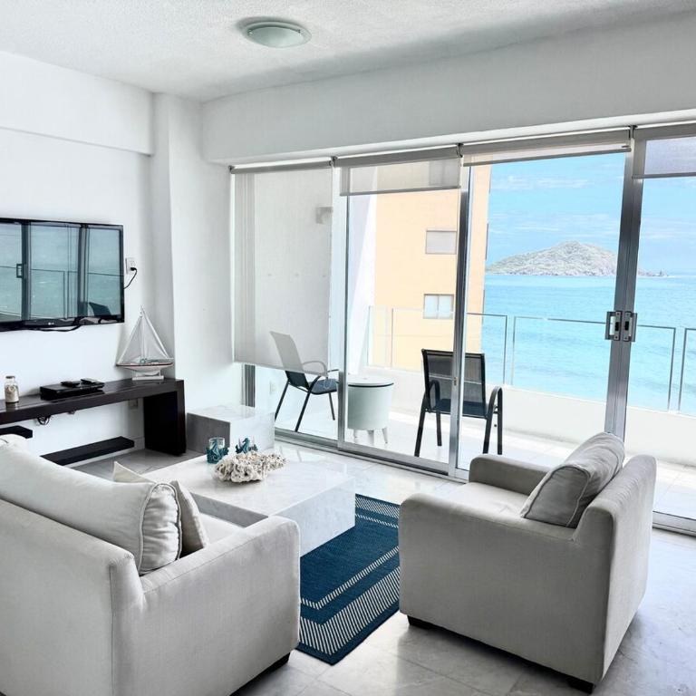 Park Royal 809 Vista al Mar - Three-Bedroom Apartment with Sea View - 1