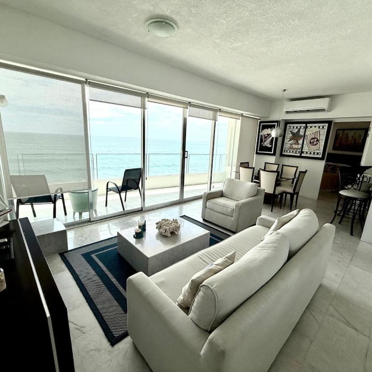 Park Royal 809 Vista al Mar - Three-Bedroom Apartment with Sea View - 5