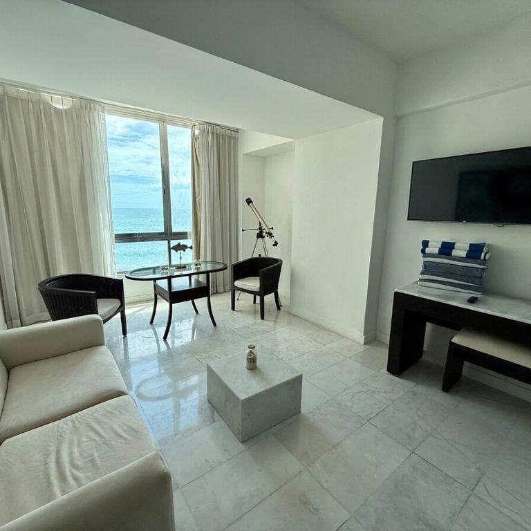 Park Royal 809 Vista al Mar - Three-Bedroom Apartment with Sea View - 13