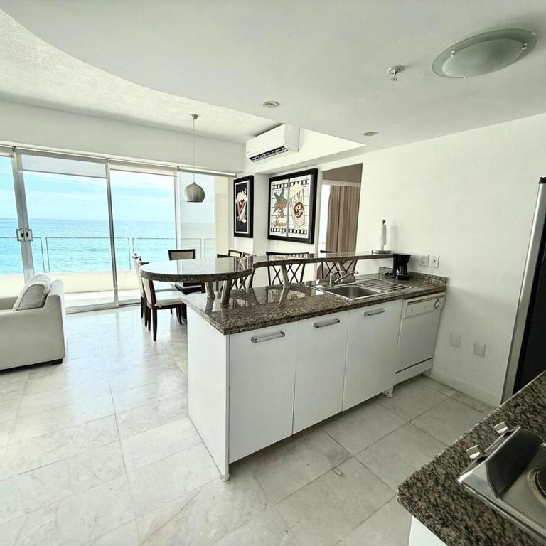 Park Royal 809 Vista al Mar - Three-Bedroom Apartment with Sea View - 27