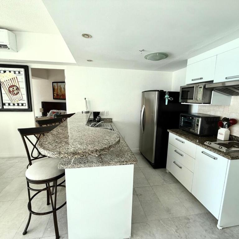 Park Royal 809 Vista al Mar - Three-Bedroom Apartment with Sea View - 29
