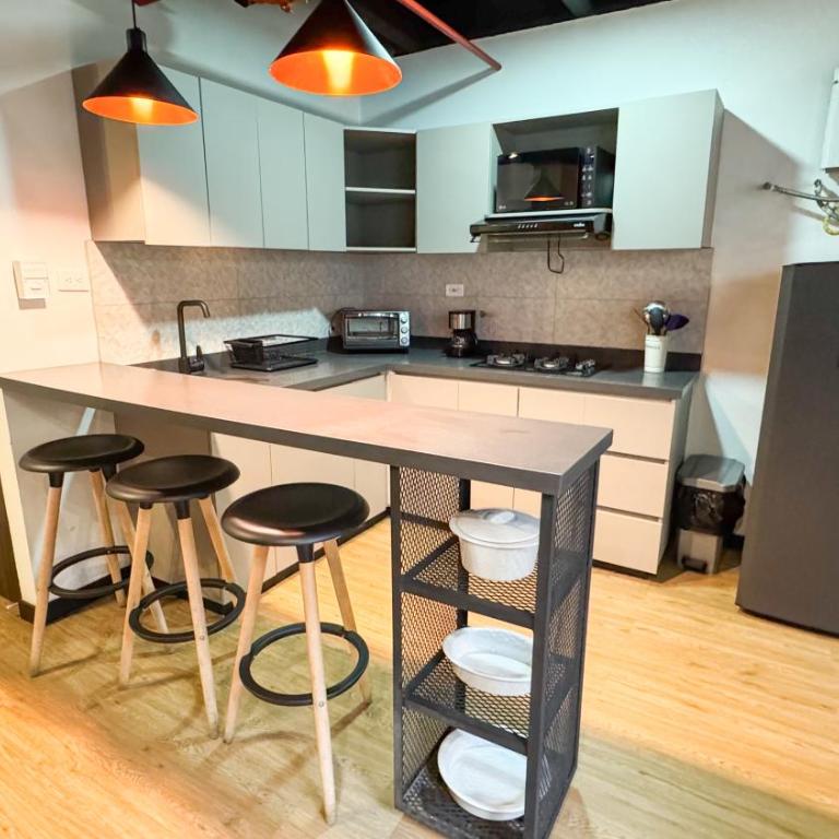 Apartamentos en el Poblado Medellín - Be Together by Roots Rentals TOG APTOS - Superior Apartment - 5