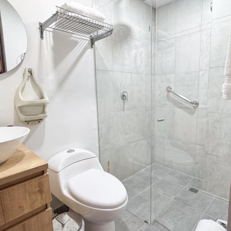 Apartamentos en el Poblado Medellín - Be Together by Roots Rentals TOG APTOS - Superior Apartment - 12