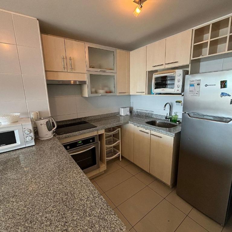 Spacious Apartment with Stunning Ocean Views - Apartment - 7
