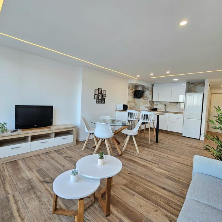 Paradise Beach - One-Bedroom Apartment - 5