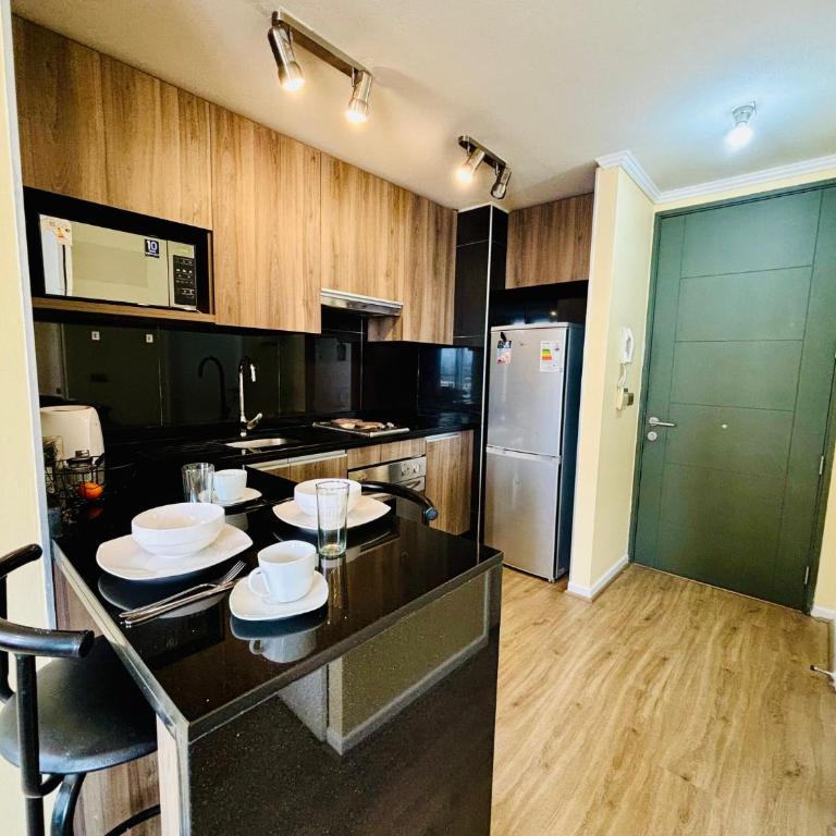 Departamento estudio en Macul hasta 3personas, a pasos del metro incluye estacionamiento - Studio Apartment - 11