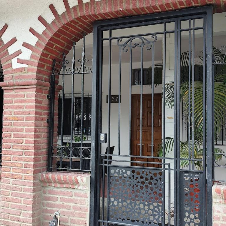 Las Américas - Two-Bedroom House - 2