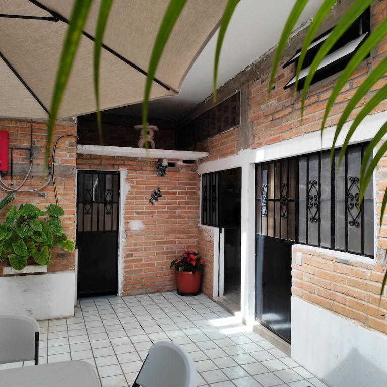 Las Américas - Two-Bedroom House - 11